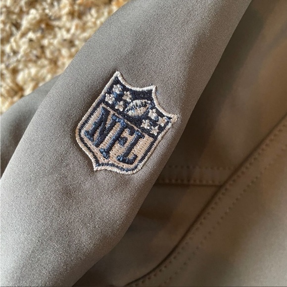 NFL Youth Seattle Seahawks Neoprene M Jacket - Picture 8 of 8